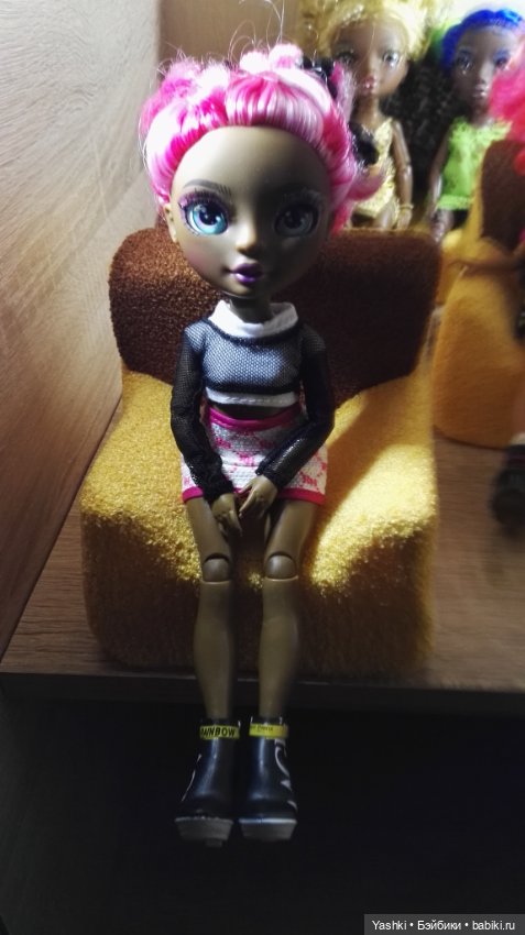 Новенькие этого года — Куклы Rainbow High (Рейнбоу Хай (фото 6)