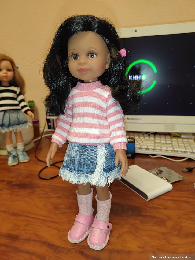 Кукла, которой идет любой наряд, или всеобщее переодевание