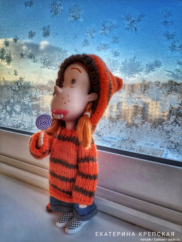 Веснушка Thornberry Торнберри и снежинки на окне❄️ (фото 10)