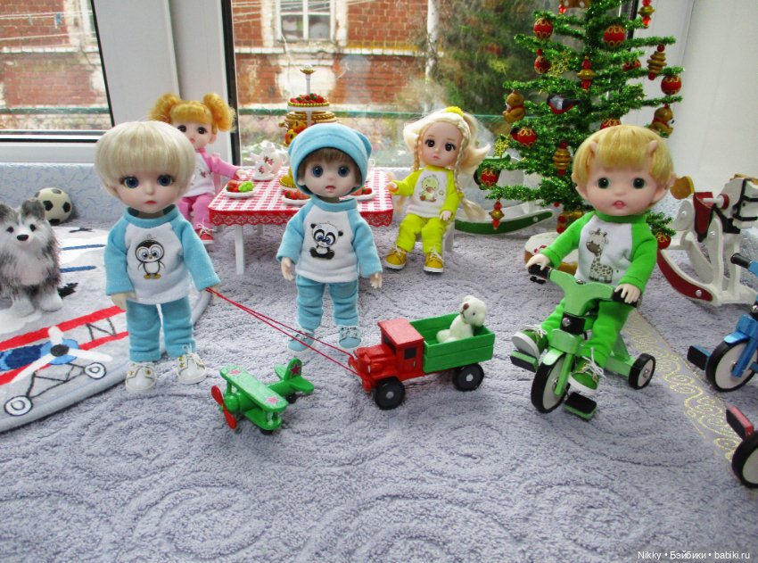 Игрушки и мебель для кукол из картона (фото 5)