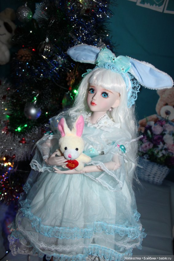 Поздравление с праздниками от моей куклы Анжелики("Звезды подиума" 60 см)