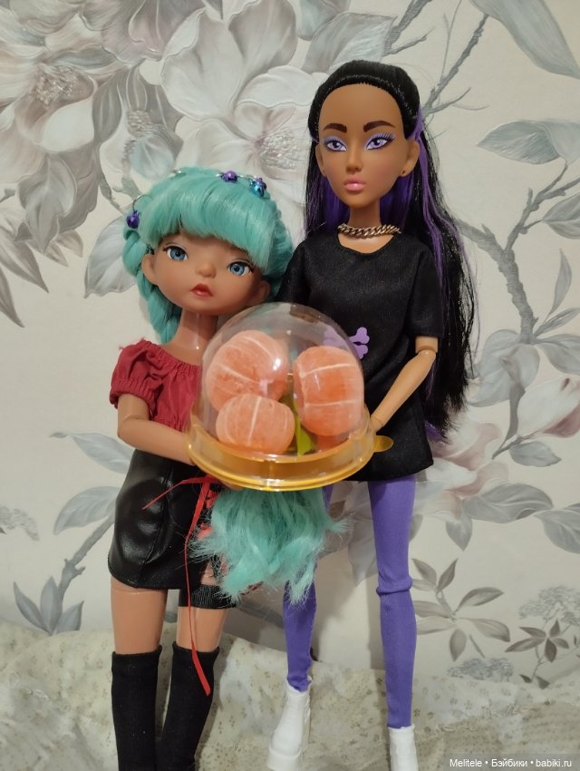 Девчонки -подарки под Рождество (фото 5)