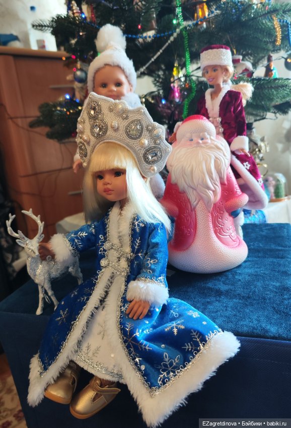 Праздничные дни — Одежда и обувь для кукол своими руками: фото