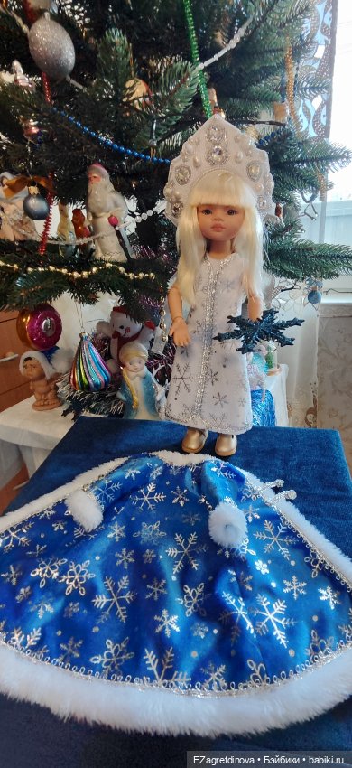 Праздничные дни — Одежда и обувь для кукол своими руками: фото (фото 3)