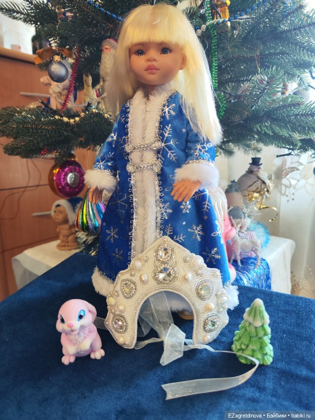 Праздничные дни — Одежда и обувь для кукол своими руками: фото (фото 7)