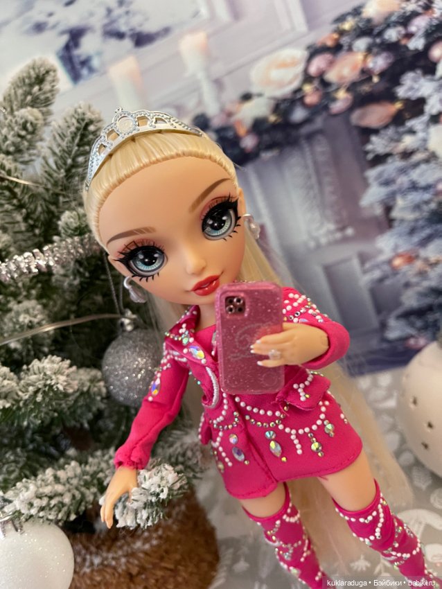 Новогоднее чудо Пэрис Хилтон (фото 5)