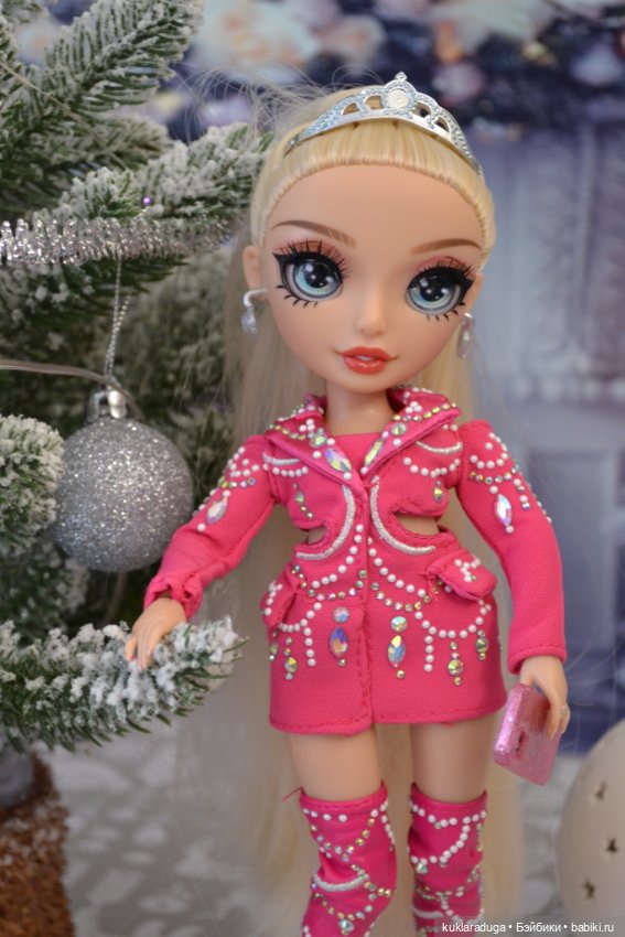 Новогоднее чудо Пэрис Хилтон (фото 3)