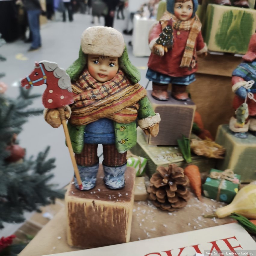 Выставка Зимний бал на Тишинке