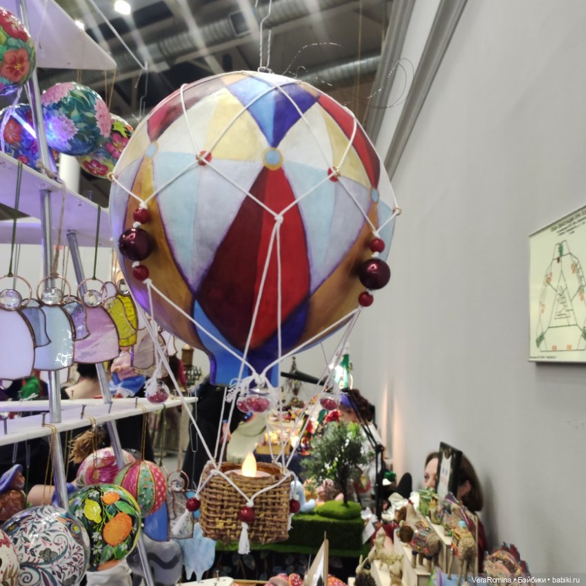 Выставка Зимний бал на Тишинке