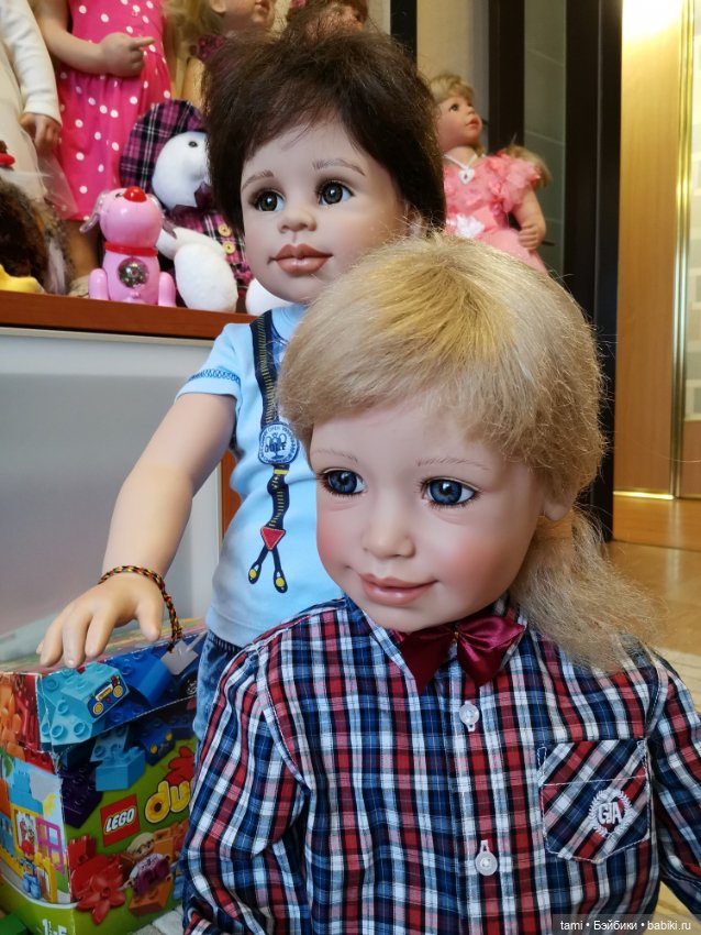 Любимые игры....любимые куклы и внук