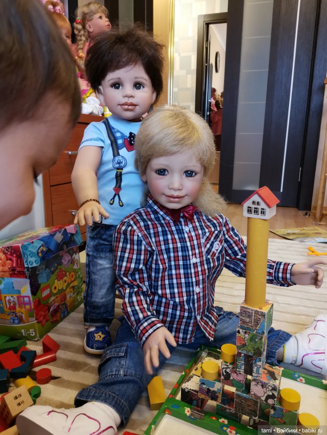 Любимые игры....любимые куклы и внук