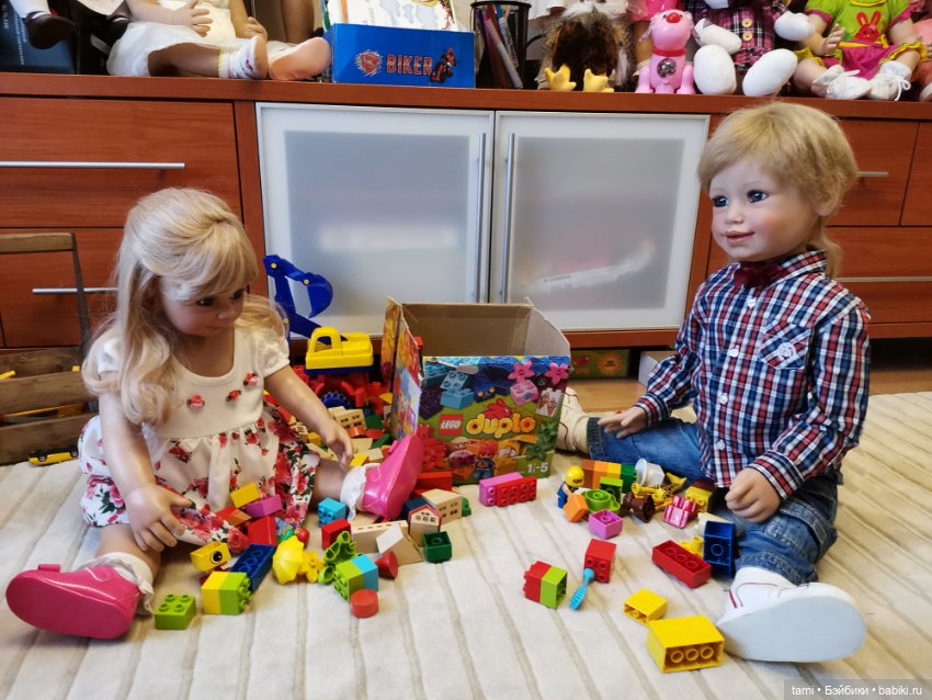 Любимые игры....любимые куклы и внук