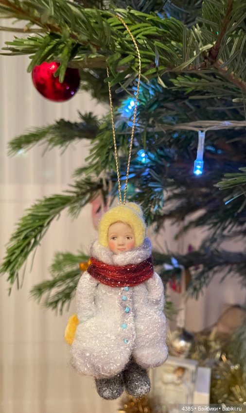 Кто живет на вашей елке — Новый год и Рождество: праздничные фото кукол (фото 7)