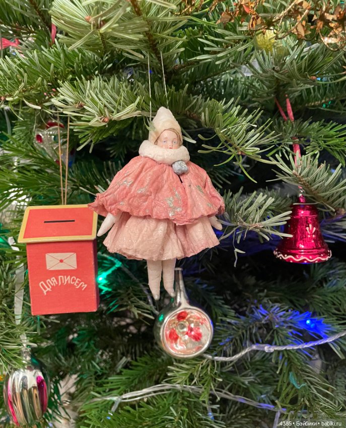 Кто живет на вашей елке — Новый год и Рождество: праздничные фото кукол (фото 6)