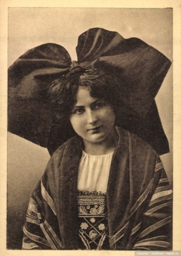 Сконцентрируем внимание на банте🎀💝