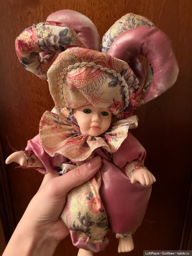 Что можно делать с неизвестной фарфоровой куколкой (фото 2)