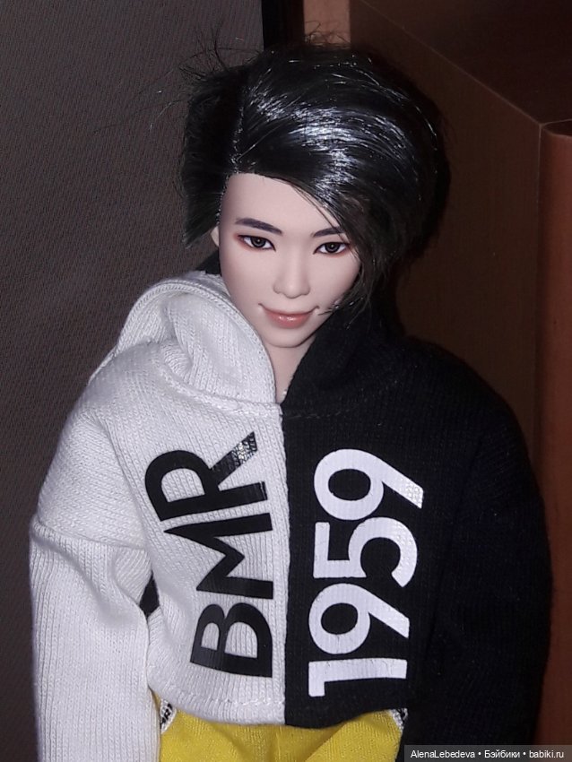 Первый парень — Куклы BTS (БТС) от Mattel: K (фото 2)