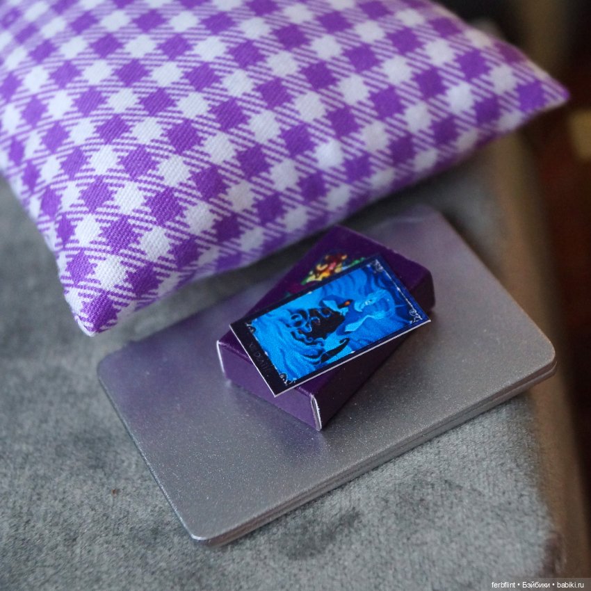 Лофт, сирень и Новый год — Румбоксы и кукольные интерьеры: фото