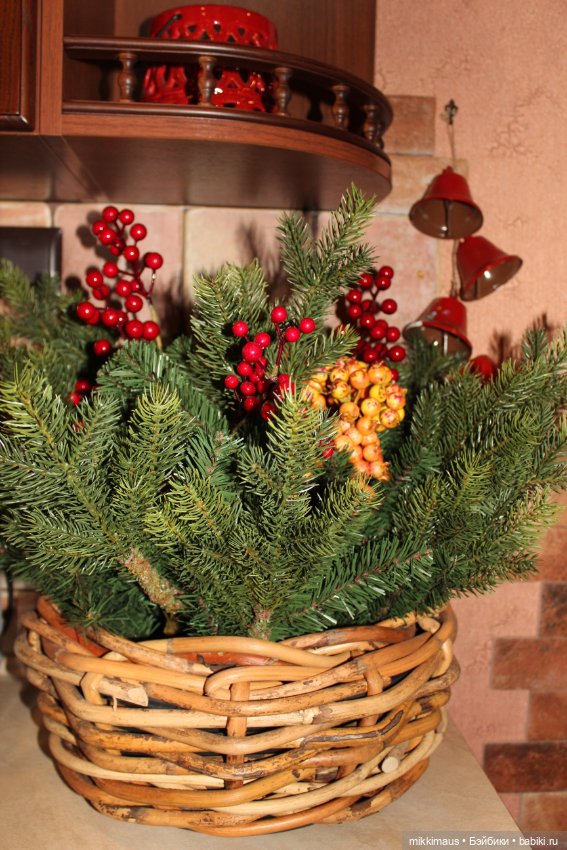 Настоящий Дед Мороз, Снегурочка и лисичка