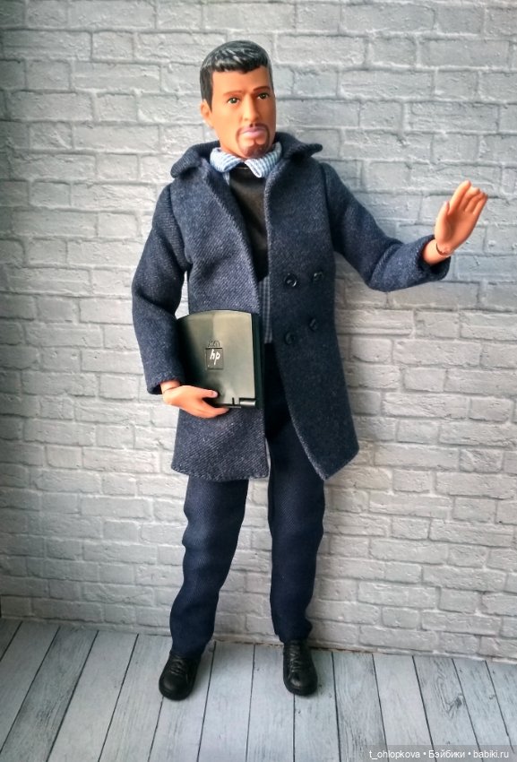 Адвокат Джеймс Ньюман — Аналоги Барби и куклы 1/6: клоны 90