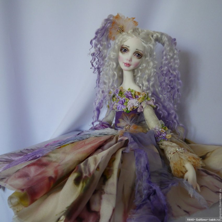 Кукольное царство Людмилы Непомнящей