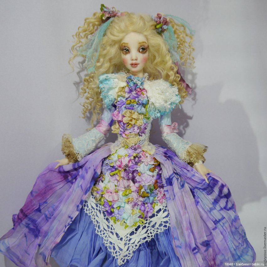 Кукольное царство Людмилы Непомнящей