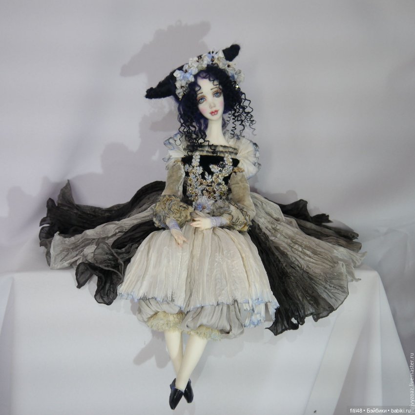 Кукольное царство Людмилы Непомнящей