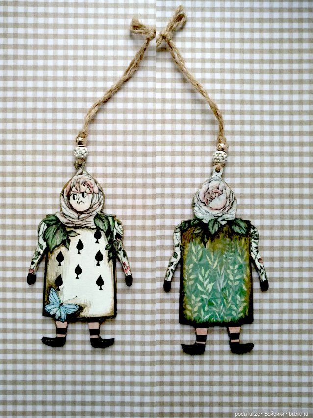 Книга с ёлочными игрушками (фото 5)