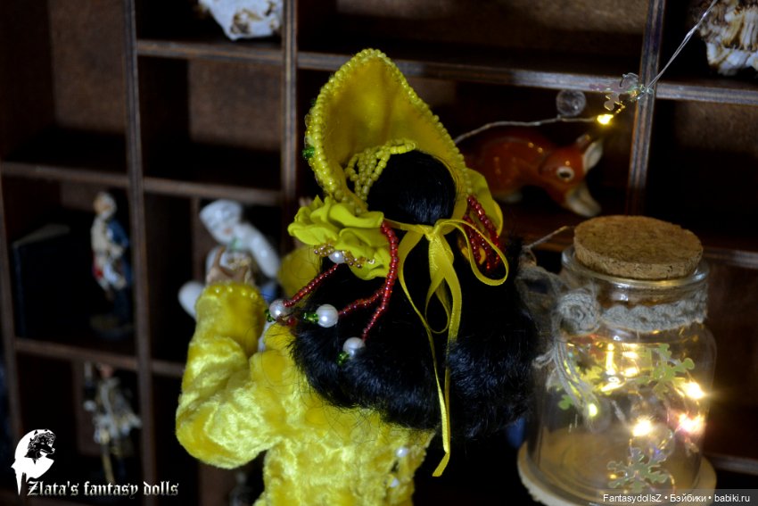 Платье и кокошник из винтажного плюша для Phicen