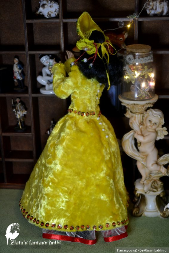 Платье и кокошник из винтажного плюша для Phicen