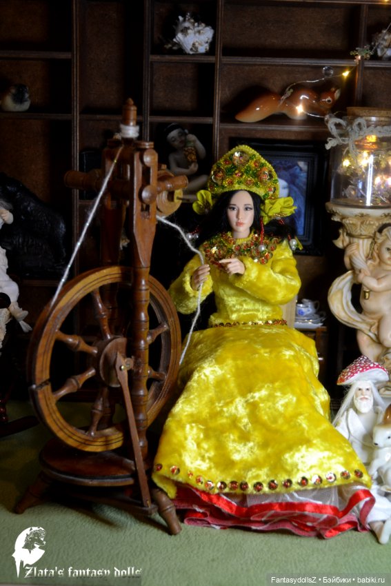 Платье и кокошник из винтажного плюша для Phicen