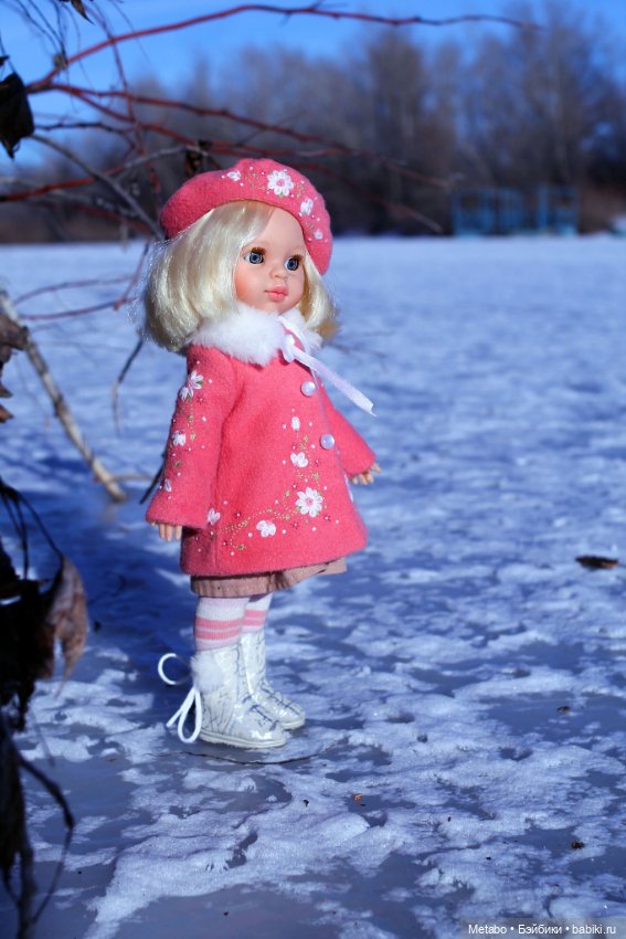 Первая прогулка кукол в 2023