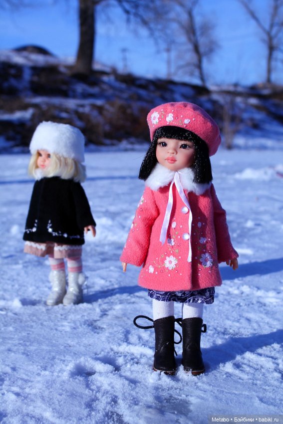 Первая прогулка кукол в 2023
