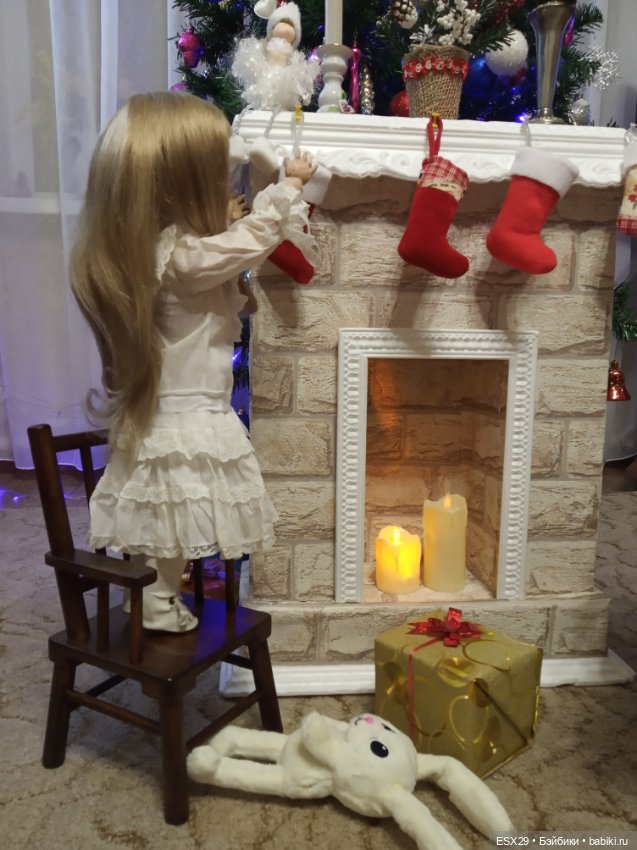 Новогодние праздники с антикварными куклами