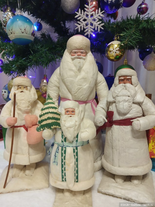 Новогодние праздники с антикварными куклами