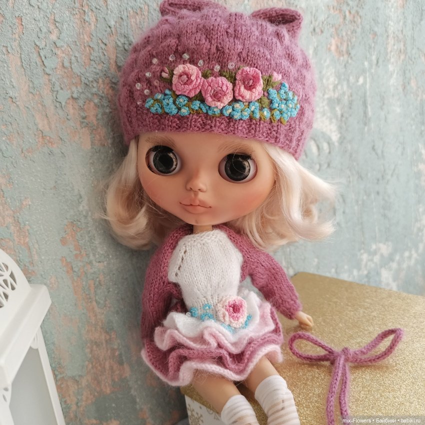 Вяжу куколкам...Платье — пироженка