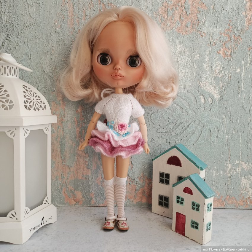 Вяжу куколкам...Платье — пироженка