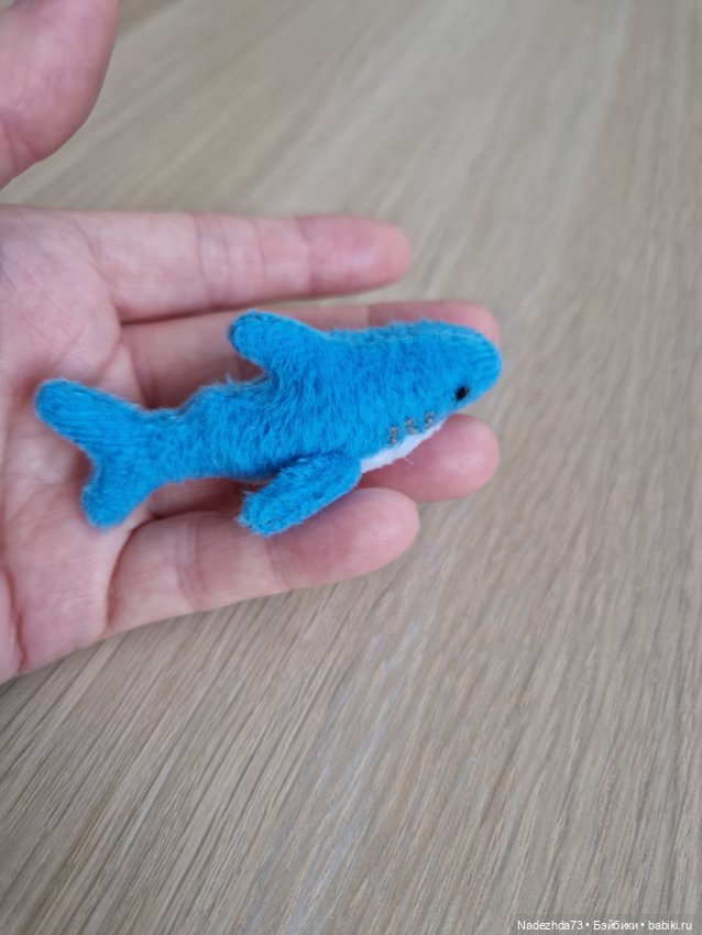 Сшила девчонкам свою Акулу