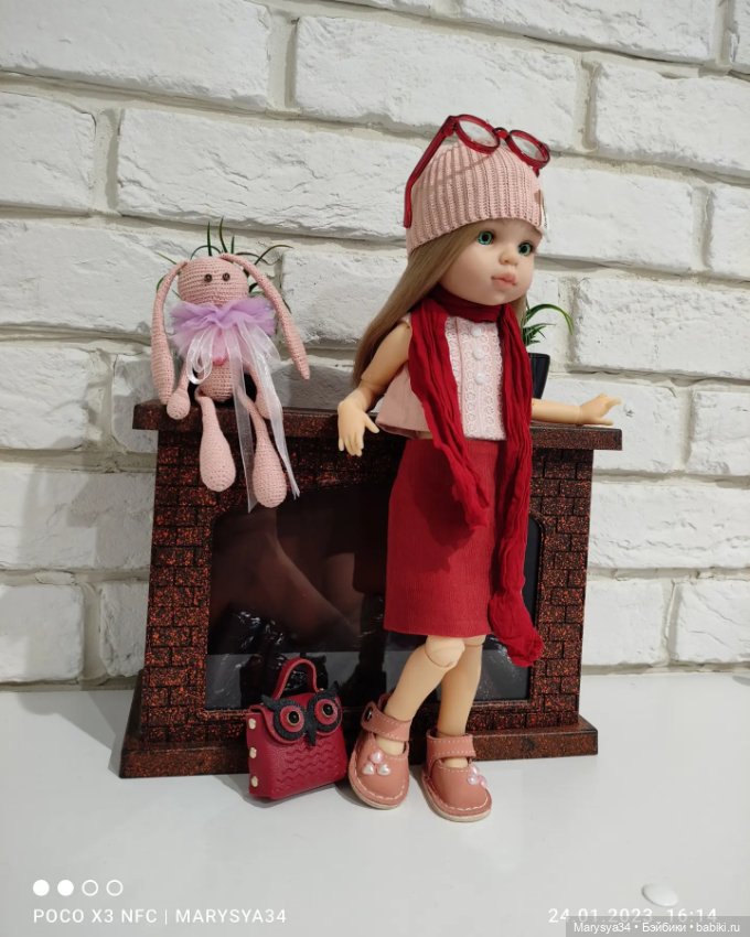 Деловой бордовый — Одежда и обувь для кукол своими руками: фото (фото 3)