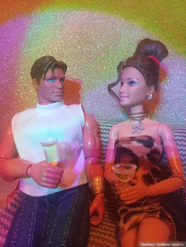 DollCi 2022. Караоке бар — Фестиваль DollCi: кукольный конкурс красоты и светская жизнь (фото 9)