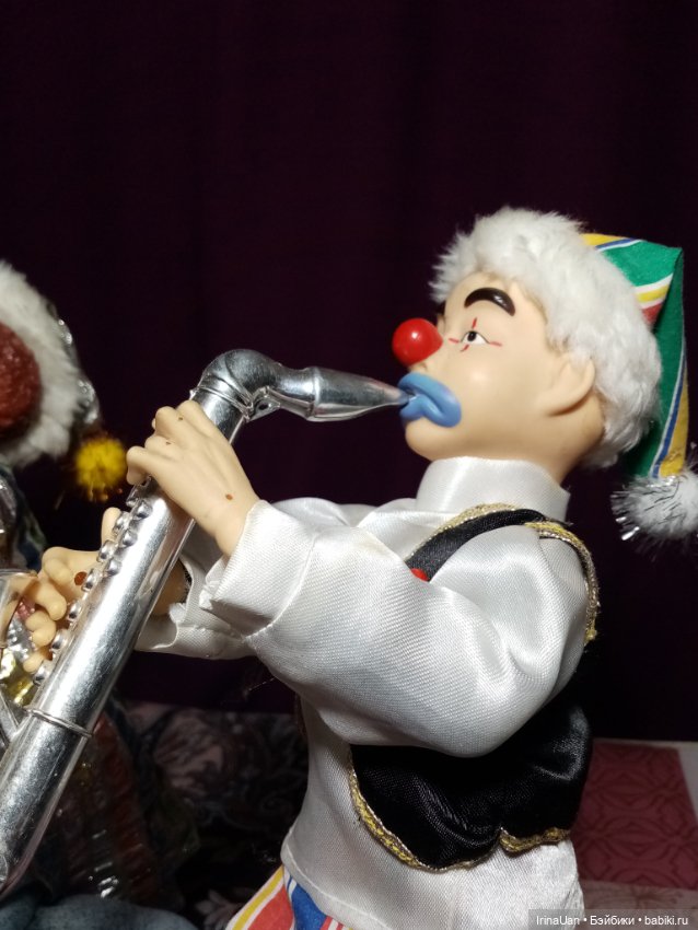 Веселые клоуны — Реставрация и преображение кукол: ремонт (фото 5)