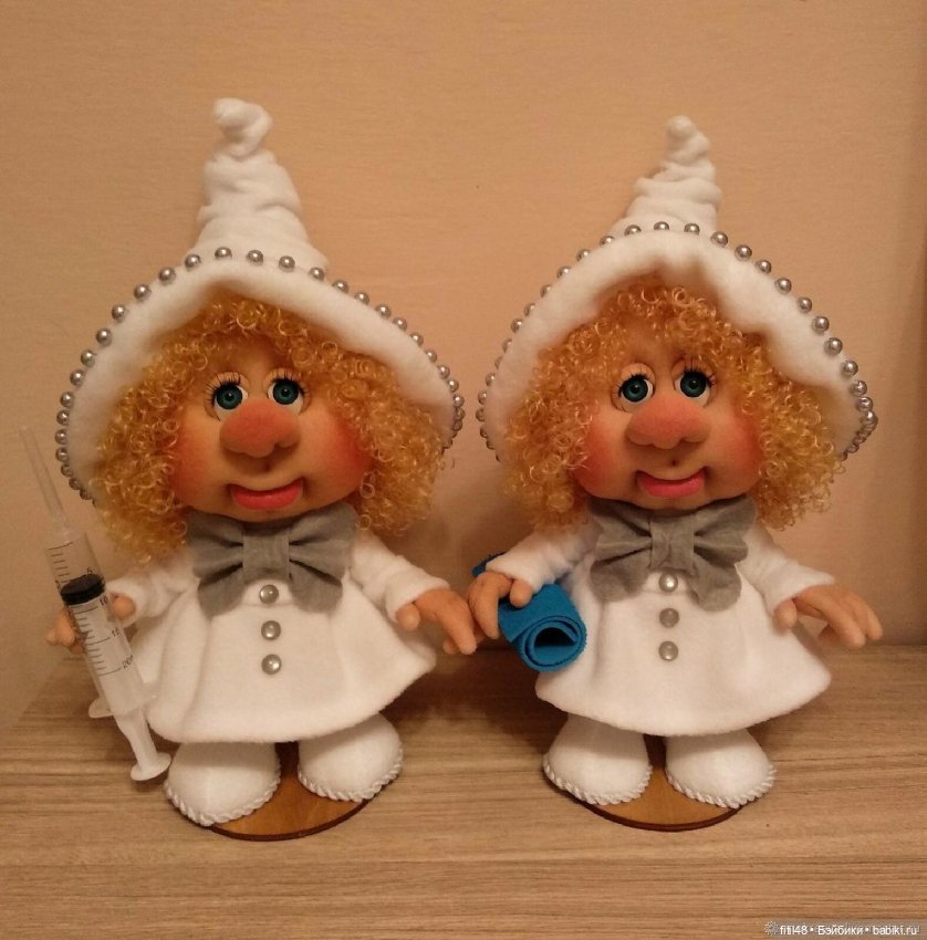Добрые гномики из чулка Ирины Мокреевой