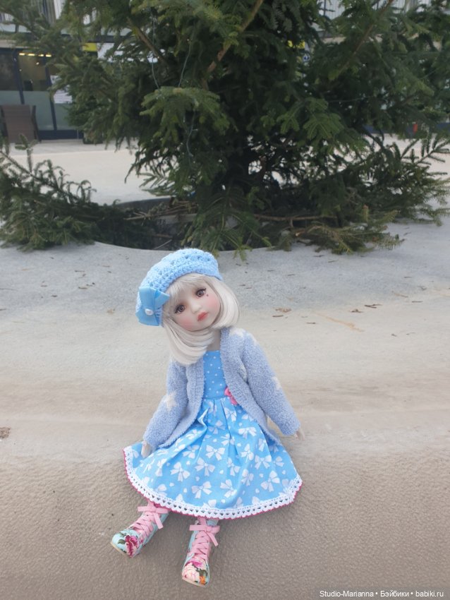 Сабрина и цветущая зима — Куклы Ruby Red (Руби Ред) Fashion Friends: Siblies