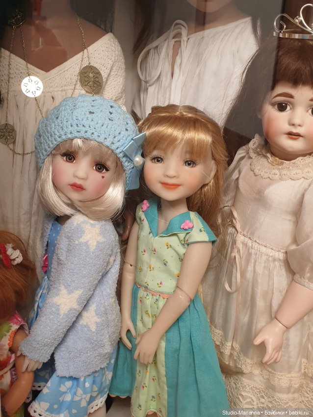 Сабрина и цветущая зима — Куклы Ruby Red (Руби Ред) Fashion Friends: Siblies