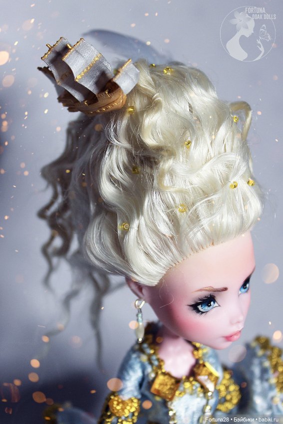 Женщина, изменившая мир красоты - Мария Антуанетта (фото 7)