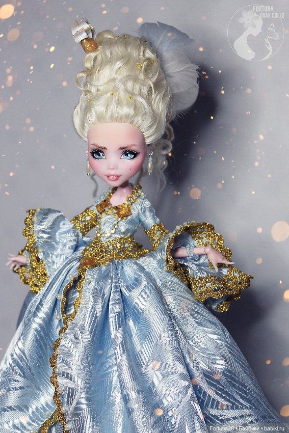 Женщина, изменившая мир красоты - Мария Антуанетта (фото 8)