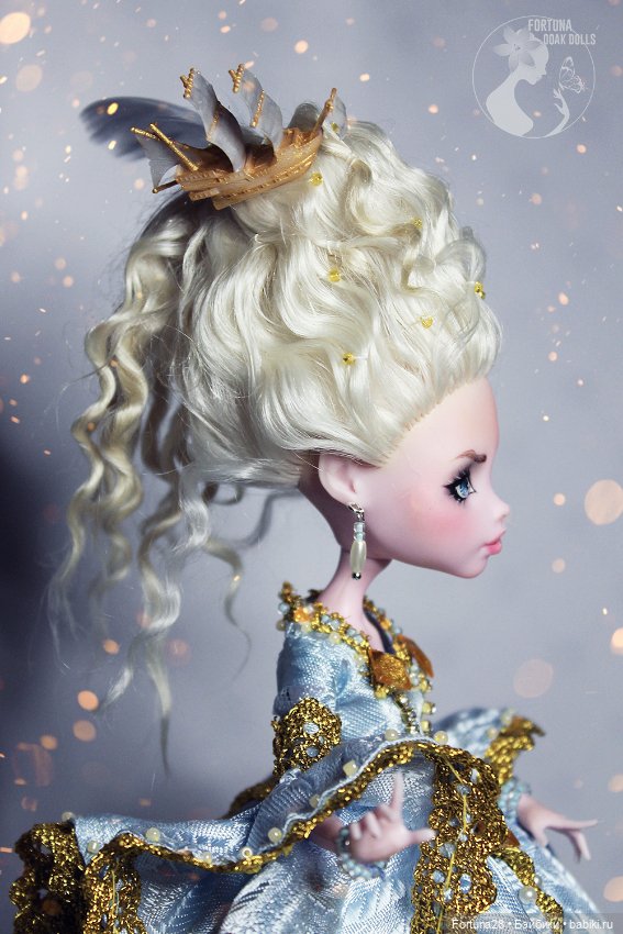 Женщина, изменившая мир красоты - Мария Антуанетта (фото 2)