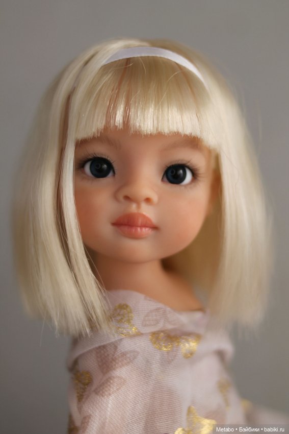 Моя новенькая. Маника Паола Рейна и фото с круговой лампой