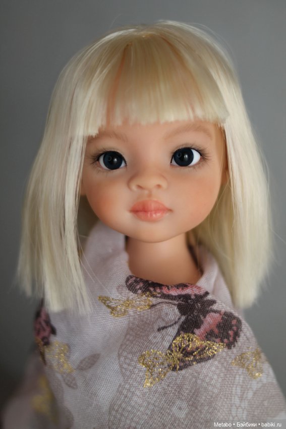 Моя новенькая. Маника Паола Рейна и фото с круговой лампой