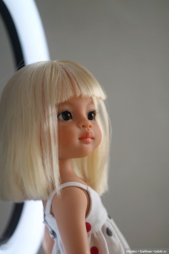 Моя новенькая. Маника Паола Рейна и фото с круговой лампой